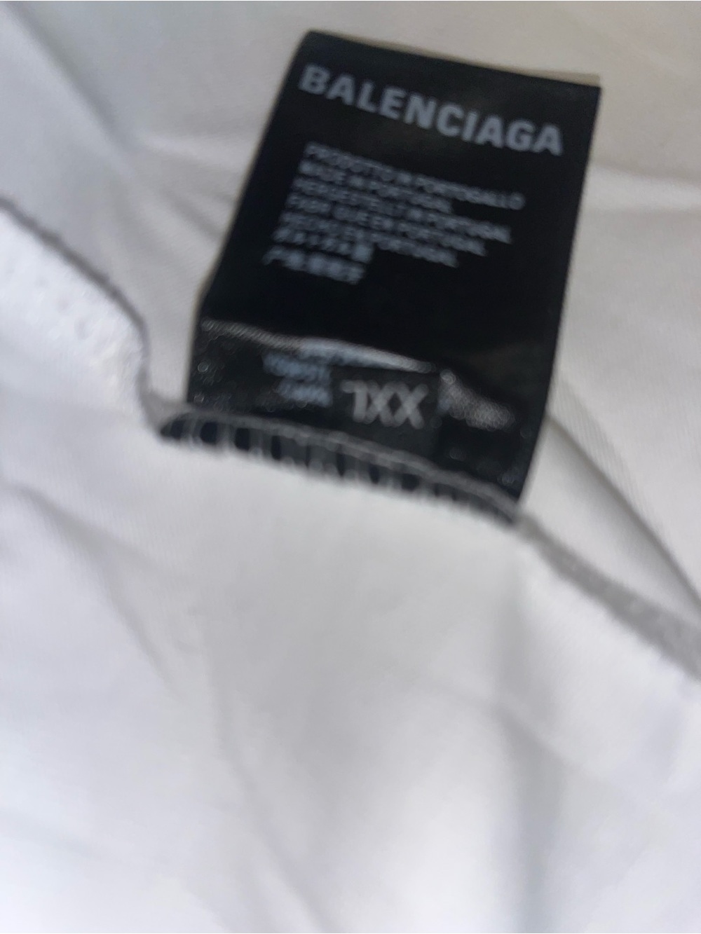 Balenciaga White Short-Sleeve Logo Tee with Red Script - Picture 4 of 8
